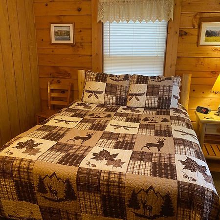Misty Creek Log Cabins 马吉谷 外观 照片