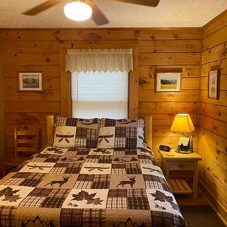 Misty Creek Log Cabins 马吉谷 外观 照片