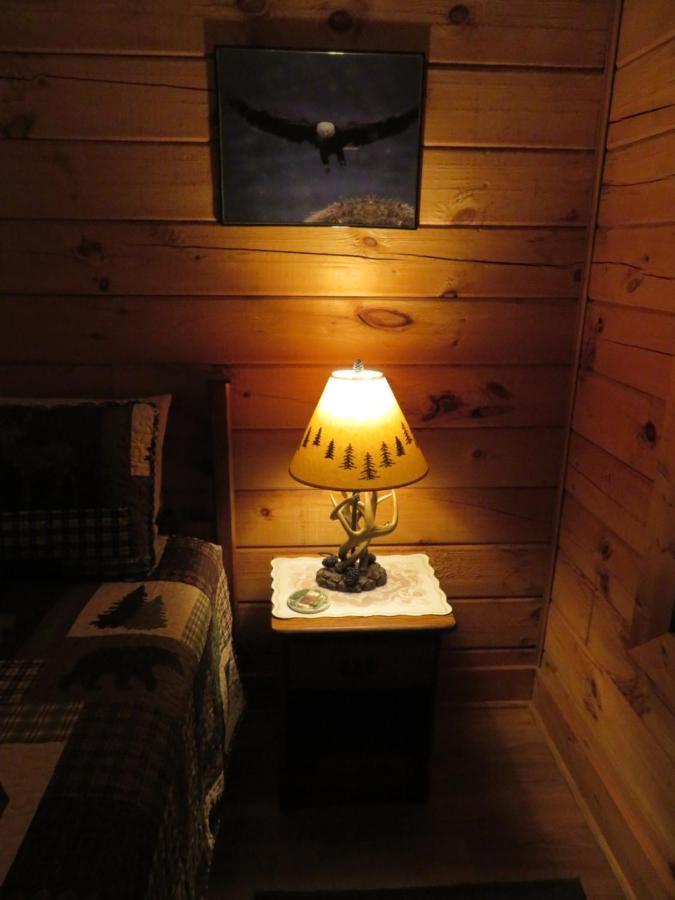 Misty Creek Log Cabins 马吉谷 外观 照片