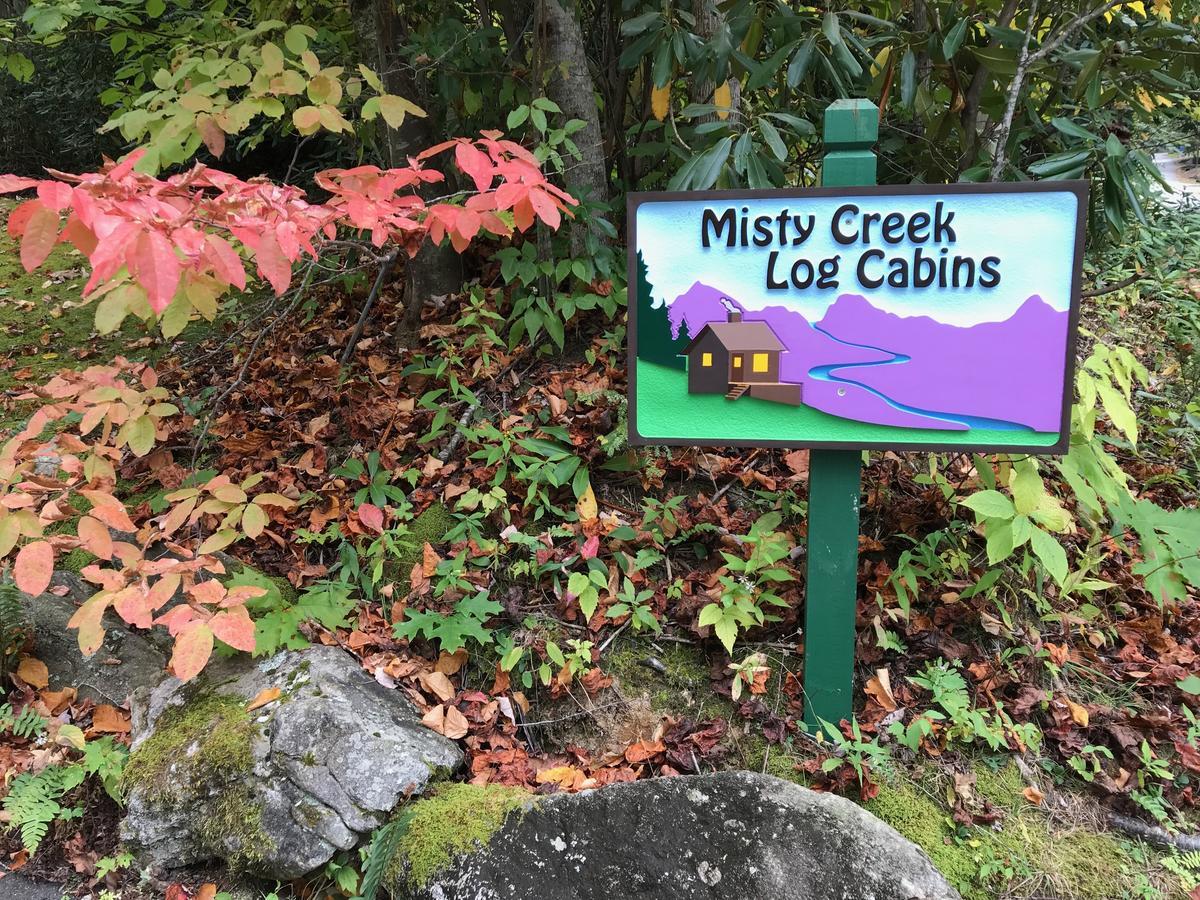 Misty Creek Log Cabins 马吉谷 外观 照片