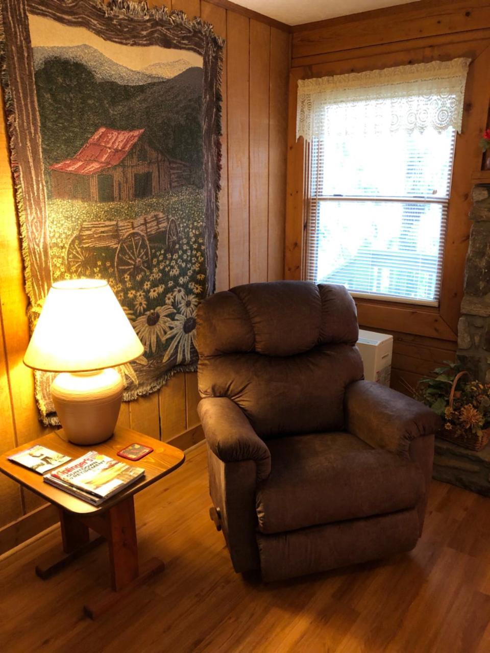 Misty Creek Log Cabins 马吉谷 外观 照片