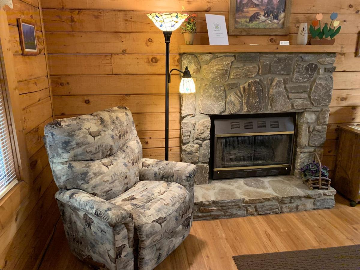 Misty Creek Log Cabins 马吉谷 外观 照片