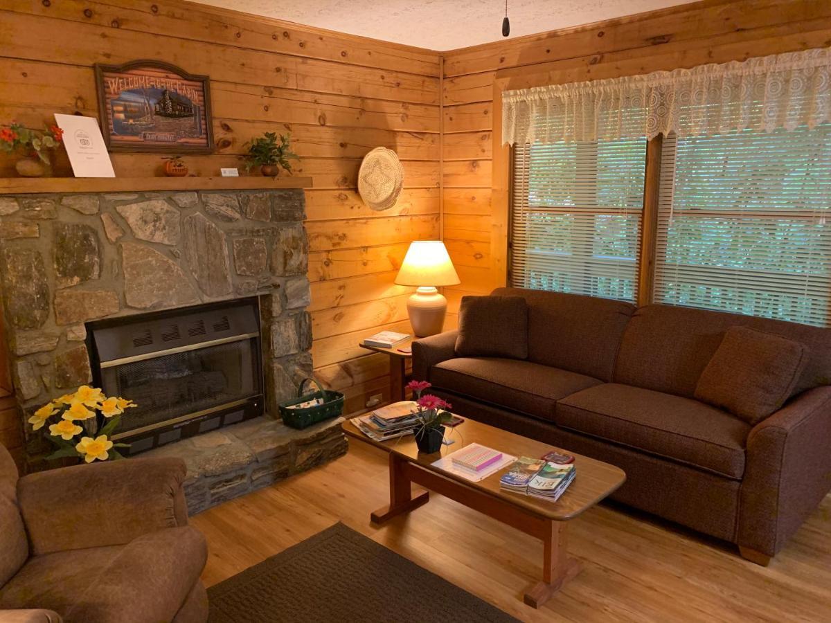 Misty Creek Log Cabins 马吉谷 外观 照片